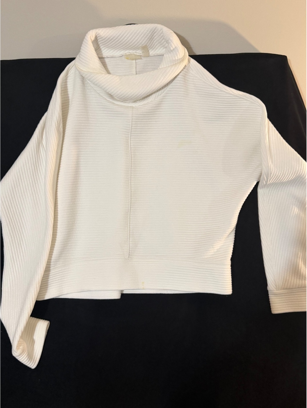 Zella White Ribbed Turtleneck Pullover Sweater Medium